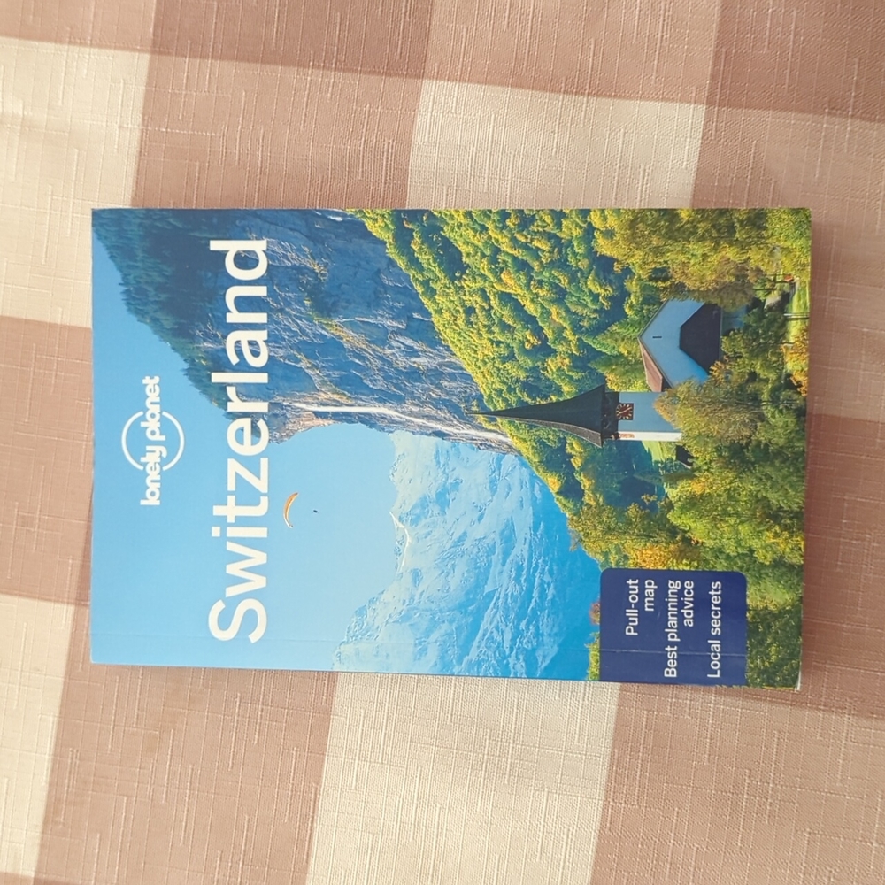 Lonely planet Switzerland travel book